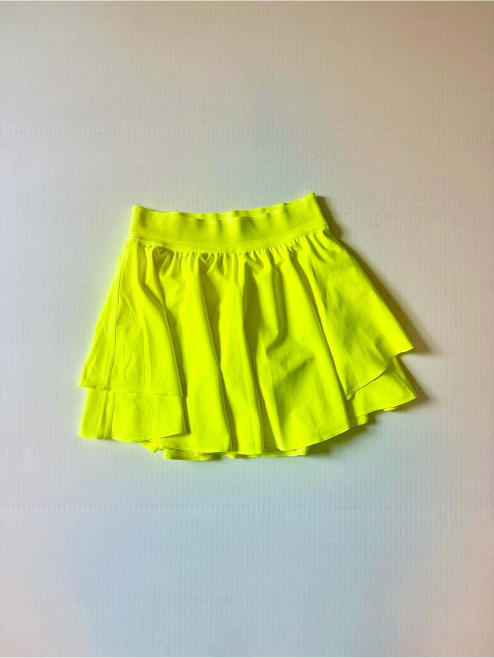 Lululemon court rival skirt